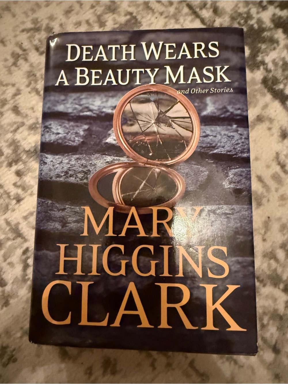 Books - Picture 3 of 7